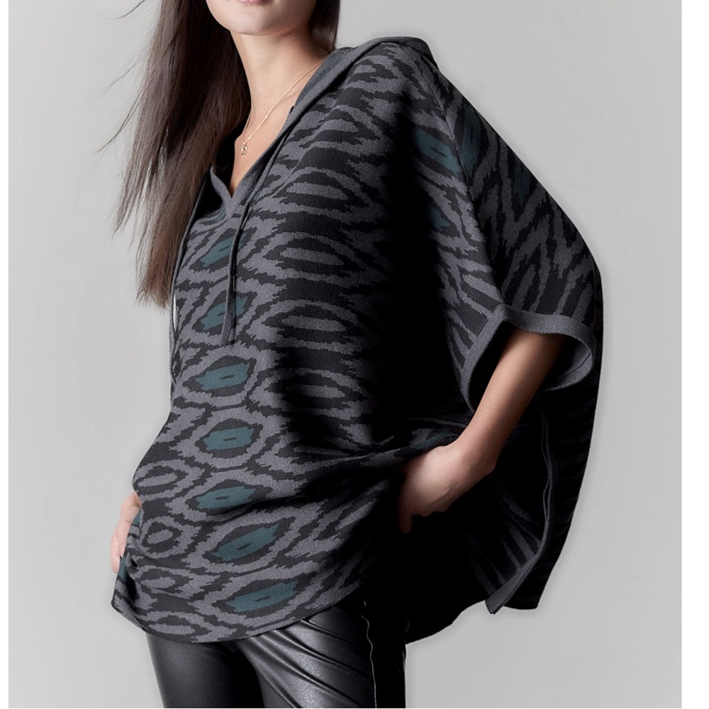 Natori Knit Poncho XS/SM